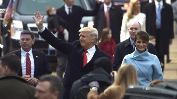 Trump busca crear una aerolínea federal para reforzar las deportaciones en Estados Unidos