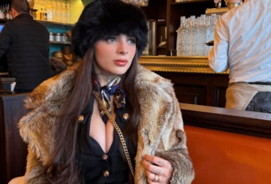 Karely Ruiz denuncia presunta estafa de más de 200 mil pesos y exhibe a albañil