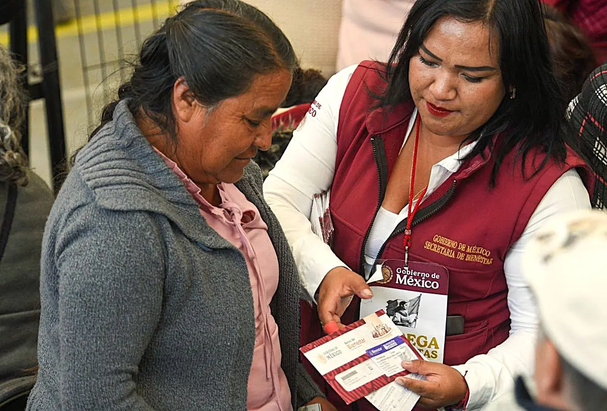 Pensión Bienestar julio 2026: ¿qué apellidos reciben el pago hoy 15 de julio?