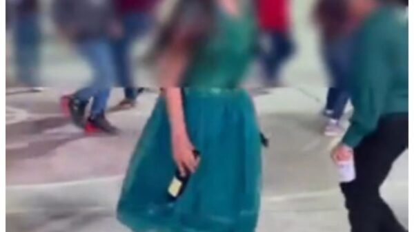 Gobernador de Oaxaca ordena investigar video de niños tomando alcohol en graduación escolar