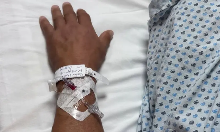 Latin Lover entra al quirófano, pide a fans que oren por él