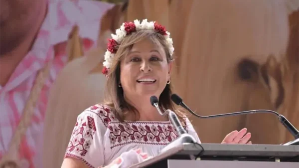 Nahle sugiere que salón del Palacio de Gobierno lleve su nombre; minutos después recula