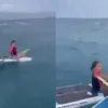 Rescatan a niña a más de un kilómetro de la costa en Baja California