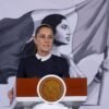 Sheinbaum propone prohibir doble nacionalidad a aspirantes a altos cargos