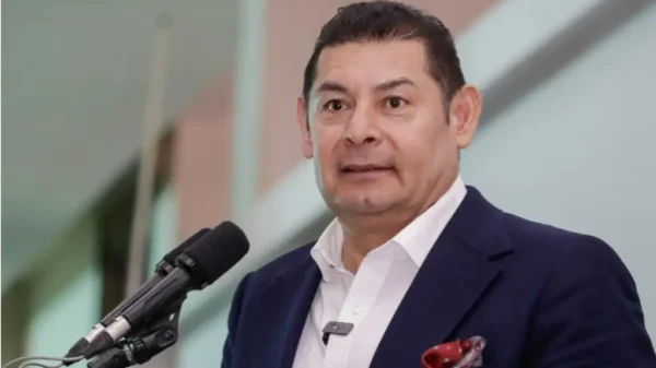 Es riesgoso poner a mujeres a gobernar municipios inseguros: gobernador de Puebla