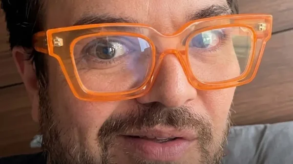 Filtran foto de Aleks Syntek sin 'chuchuluco'... ¿Es o no es?