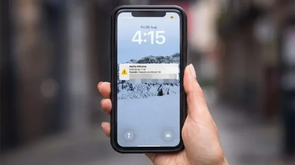 Celulares emitirán alertas ante huracanes e inundaciones a partir del último trimestre del año: CRT