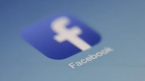 Cita por Facebook termina en extorsión: mujer droga a joven para pedir dinero a su familia