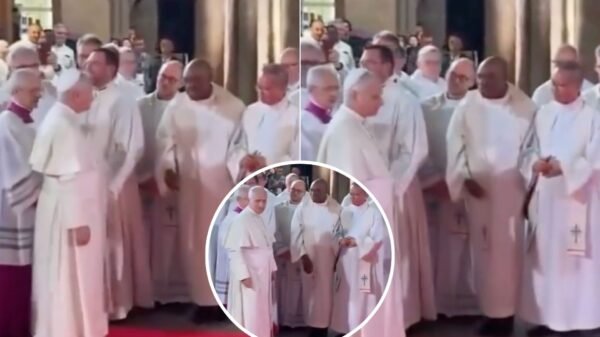¿Ignoró a un sacerdote? El video del papa León XIV que causa polémica