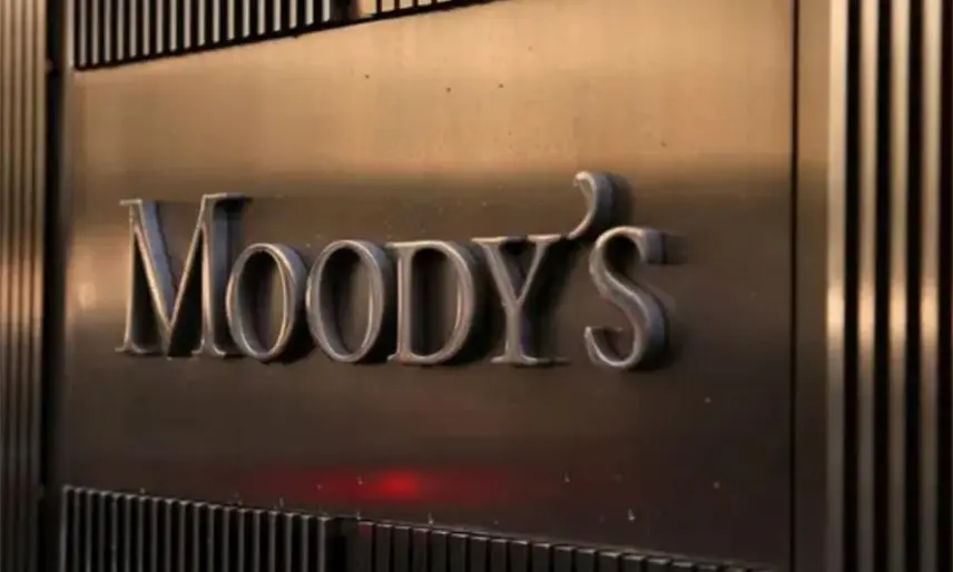 México enfrenta tendencia fiscal negativa por bajo crecimiento y aumento de la deuda: Moody´s