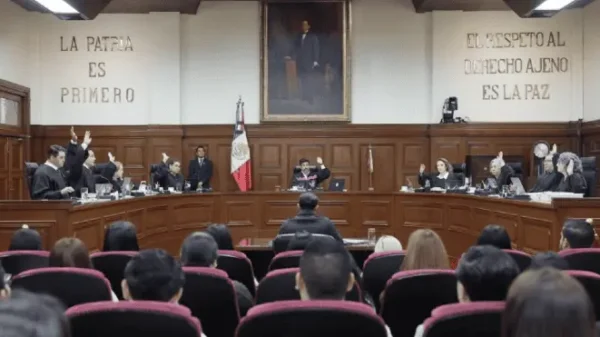 Ministros de la SCJN proponen bajarse 3 mil pesos de su sueldo para 2027