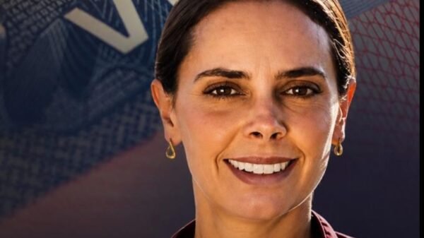 Retiran visa a alcaldesa de Cancún, Ana Paty Peralta; también alcanzaría a su esposo y suegro