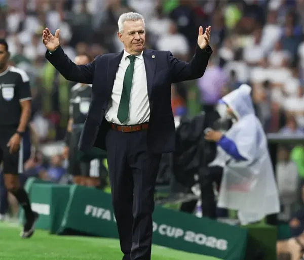 Javier Aguirre estaría muy cerca de ser el nuevo entrenador del Valencia en España
