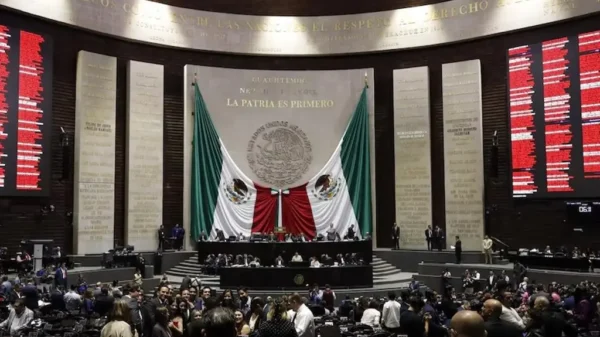 Nueva Ley de Economía Digital avanza en México; ¿en qué casos podrían pedirte pagar digitalmente?
