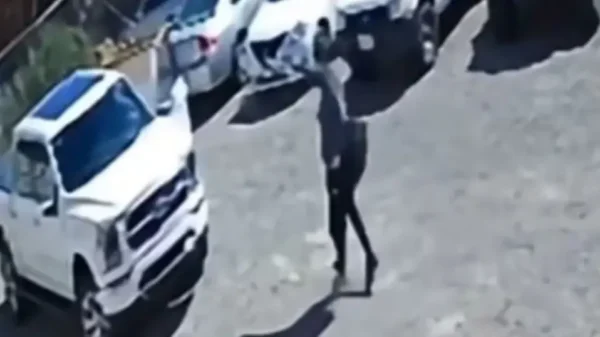 'No me mates': graban momento en que asesinan a dentista en Nogales (VIDEO)