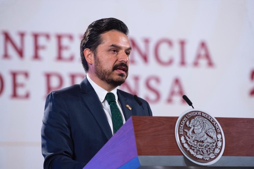 PAN Exige la Renuncia de Zoé Robledo por Crisis en Hospitales Públicos