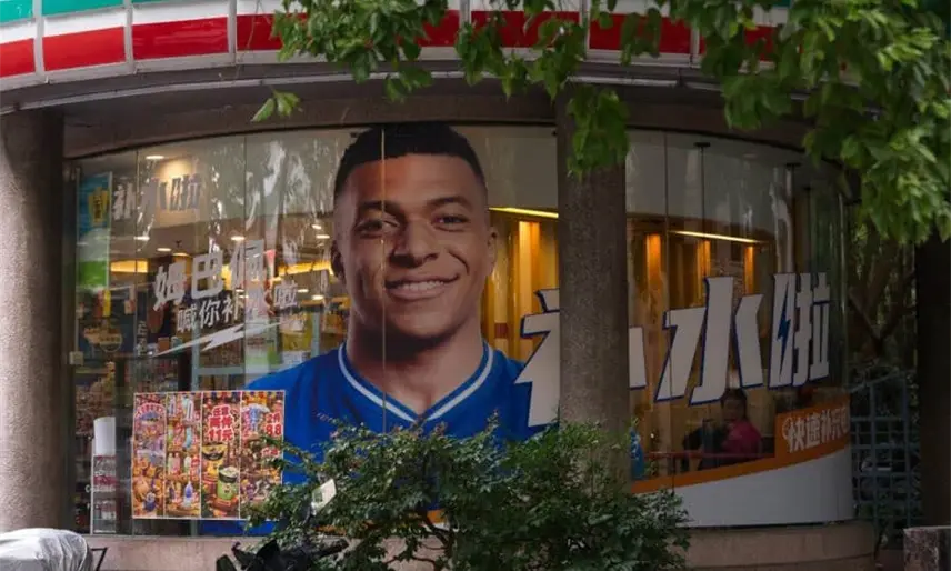 Mbappé ofrece disculpas a China por polémica sobre una imagen suya