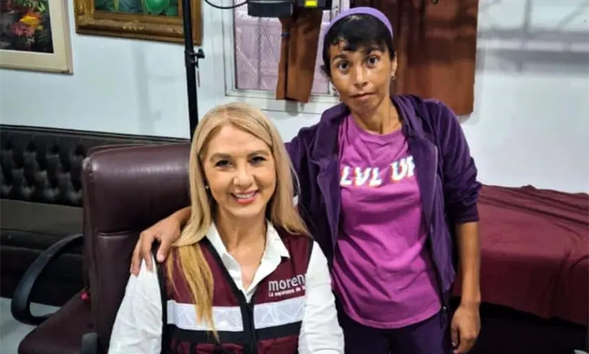 Aspirante de Morena en Tijuana presume masaje tras "día de arduo trabajo"
