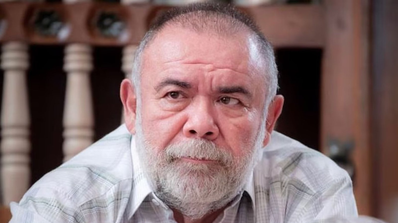 Jesús Ochoa cae de un elevador desde 10 metros: revelan su estado de salud
